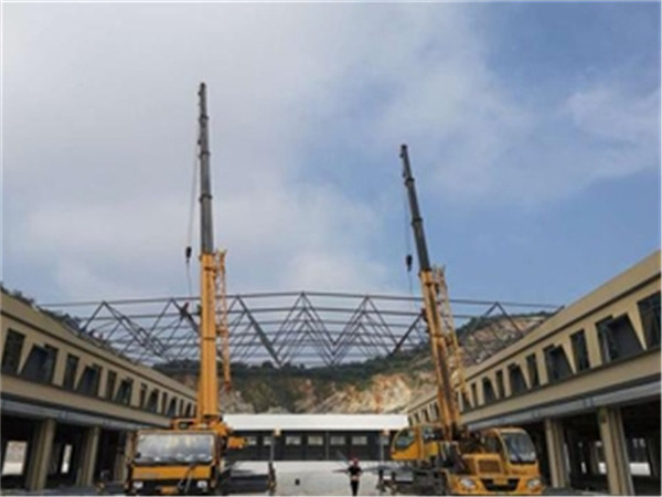 双鸭山仓储物流网架生产厂家案例